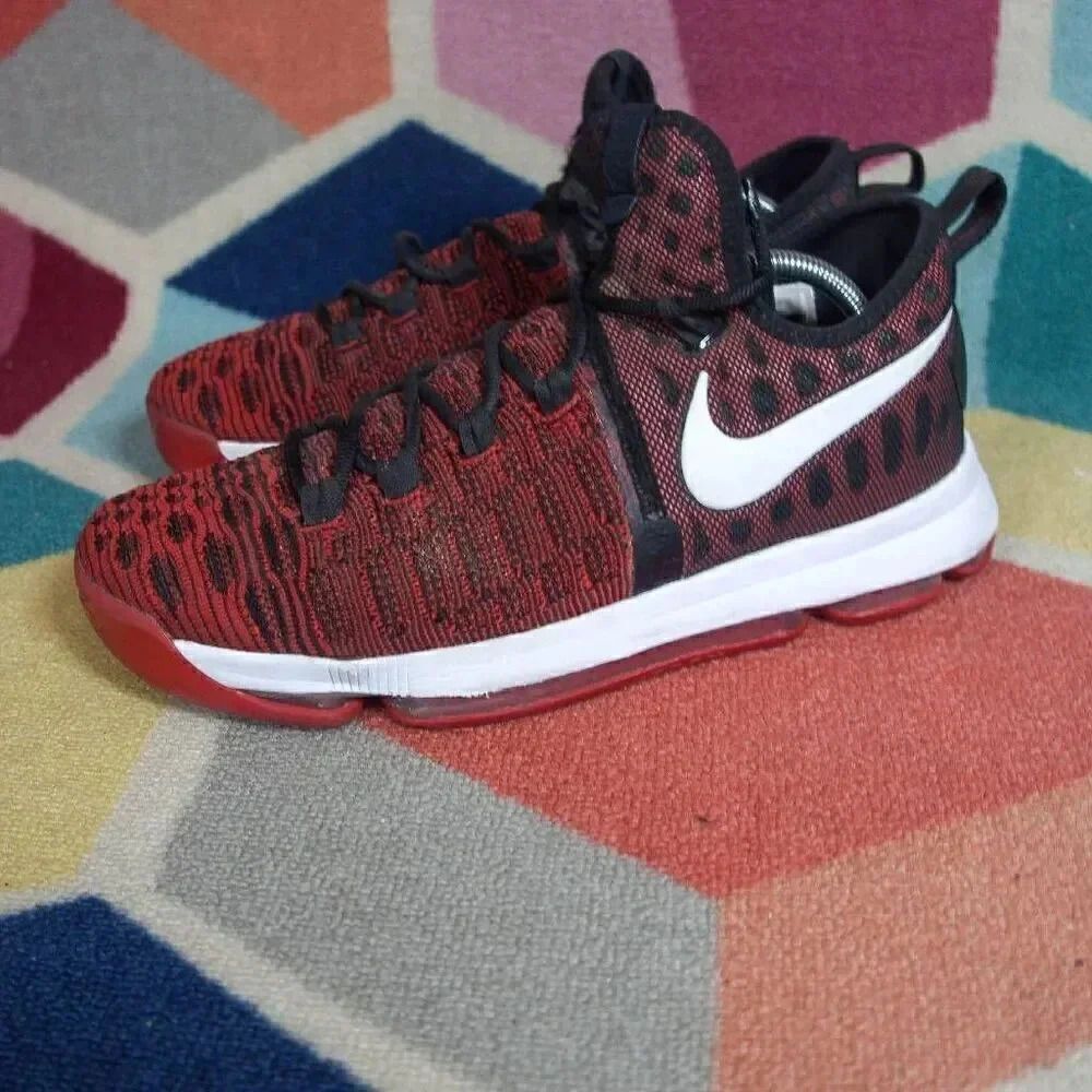 Size 10.5 - Nike KD 9 University Red‎
